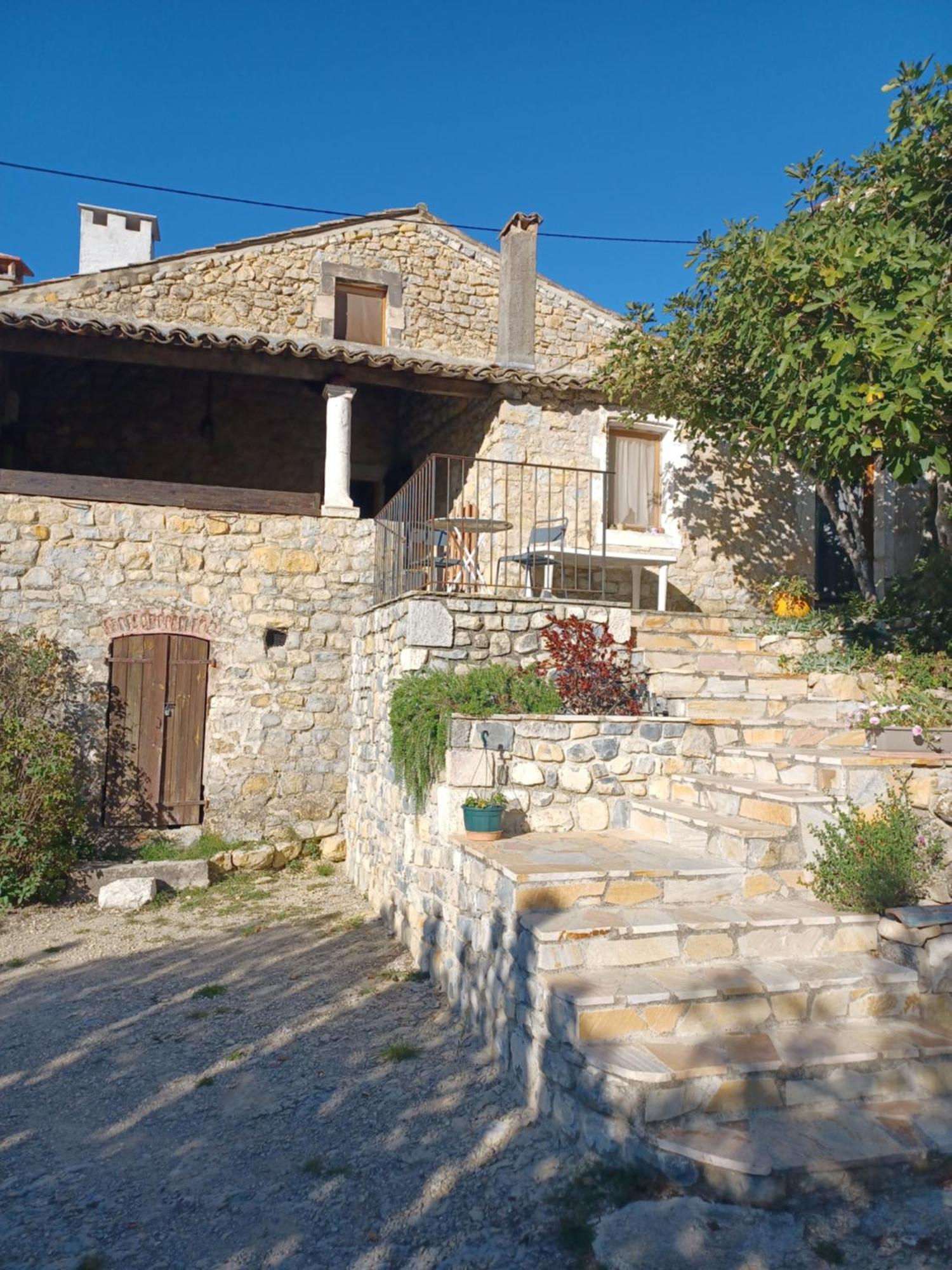 Saint-Maurice-dʼIbie Gites Du Domaine De Serre Long מראה חיצוני תמונה