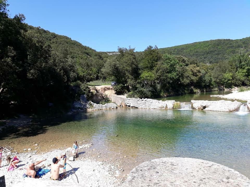Saint-Maurice-dʼIbie Gites Du Domaine De Serre Long מראה חיצוני תמונה