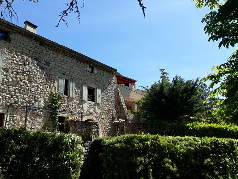 Saint-Maurice-dʼIbie Gites Du Domaine De Serre Long מראה חיצוני תמונה